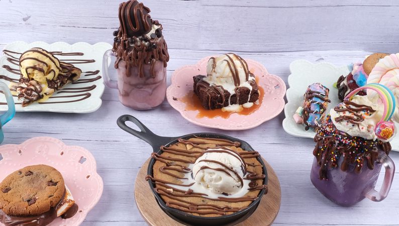 SMUSHKIES Desserts & Coffee